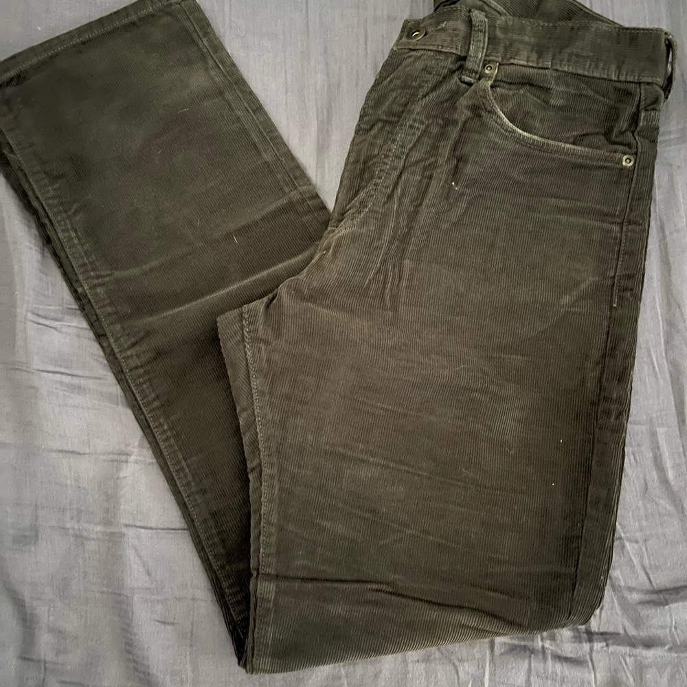 Men’s J Crew Lightweight Cord’s Olive